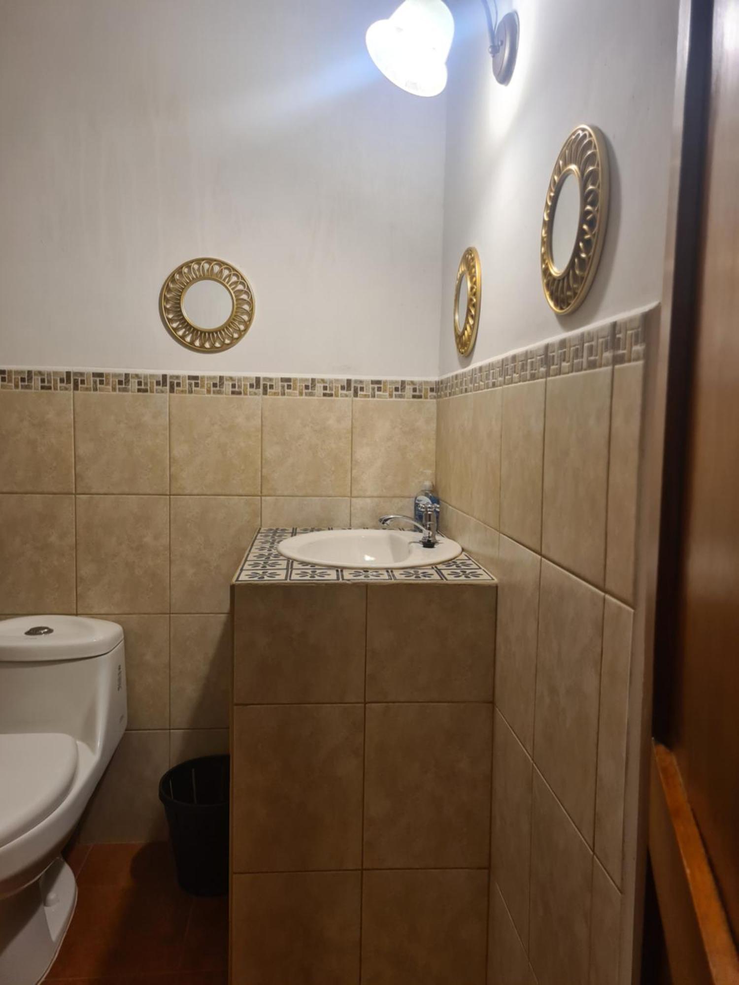 ホテル Casa Miranda アンティグア・グアテマラ エクステリア 写真